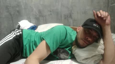 xavicock24 online show from April 11, 5:25 am