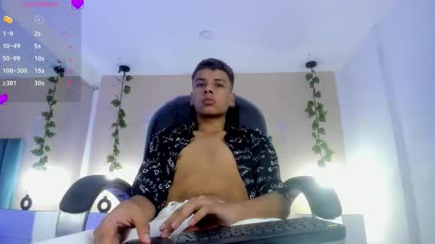 xavier fox   online show from February 20, 8:10 pm