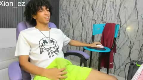 xion_ez online show from July 18, 3:35 am