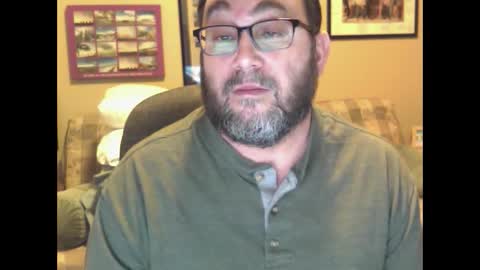 Snapshot of xpalidin chatting on December 12, 12:01 pm xPalidin online show from December 12, 12:01 pm