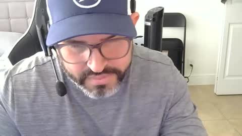 xray198325 online show from August 3, 4:13 pm