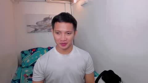 xsebastian19 online show from December 15, 10:51 pm