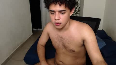 Snapshot of xtranherr chatting on February 27, 2:30 am xtranherr online show from February 27, 2:30 am