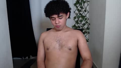 Snapshot of xtranherr chatting on February 8, 1:32 am xtranherr online show from February 8, 1:32 am