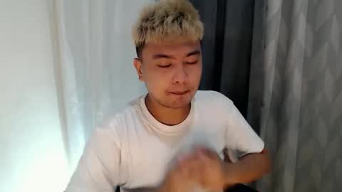 Loyd online show from February 1, 7:12 pm