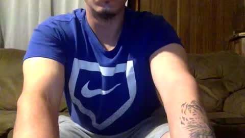 Snapshot of xxvizzyxx chatting on October 26, 2:35 am Vizzy online show from October 26, 2:35 am