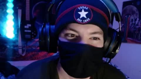 David Fox online show from April 5, 8:00 am