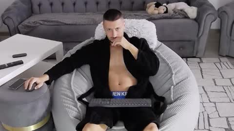 xxx_alejandro online show from October 4, 8:08 am