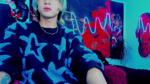 xzerox_ online show from October 8, 8:18 am