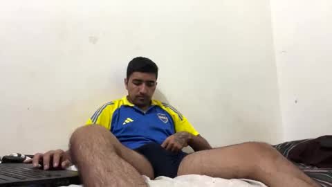 Snapshot of y0ungwithbrowndick chatting on February 14, 12:41 am BROWN DICK online show from February 14, 12:41 am