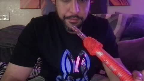 Snapshot of y2ab chatting on December 3, 11:02 pm Horny dude D online show from December 3, 11:02 pm