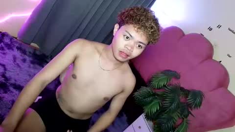 YANNA online show from February 1, 5:33 pm