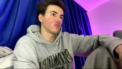 yayay333 online show from February 2, 4:00 am