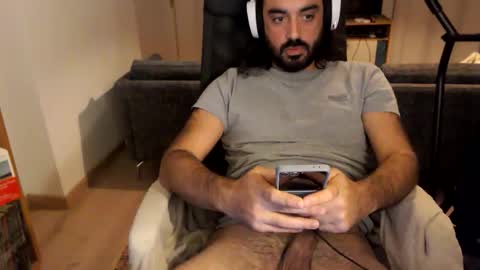 yeeaahoo online show from November 13, 5:50 pm