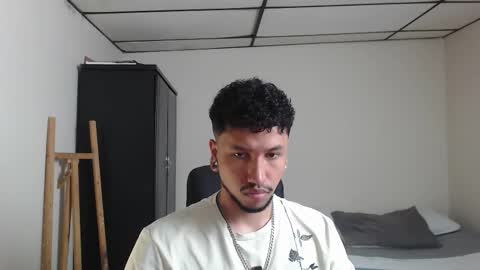 yeff online show from January 9, 12:27 am