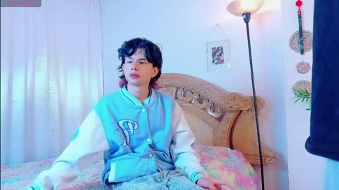 yeremmy_twink online show from June 8, 7:37 pm