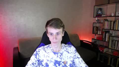 Snapshot of yes_cute_boy_ chatting on September 27, 5:11 pm Eden online show from September 27, 5:11 pm