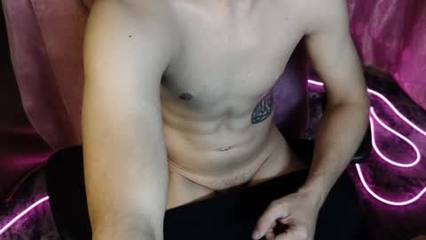 Snapshot of ylk_ chatting on October 24, 7:15 pm Darius online show from October 24, 7:15 pm