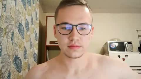 Yminoske online show from November 13, 1:38 pm