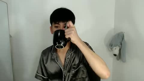 ynotyu online show from February 9, 10:25 pm