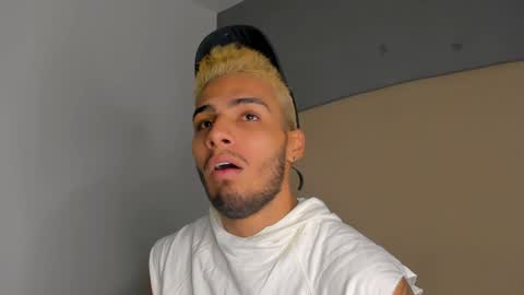 Yoi Olimpo online show from December 13, 12:06 pm