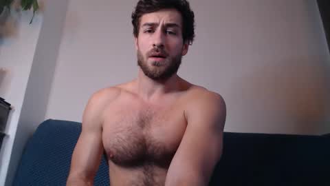 Yoooups online show from January 13, 3:38 pm