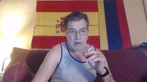 Snapshot of yosep44 chatting on December 30, 11:15 am yosep online show from December 30, 11:15 am