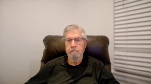 Colorado Guy Straight online show from February 5, 12:45 pm