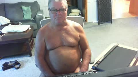 yourpoppi55 online show from July 8, 12:42 pm
