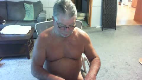 yourpoppi55 online show from July 4, 12:19 pm