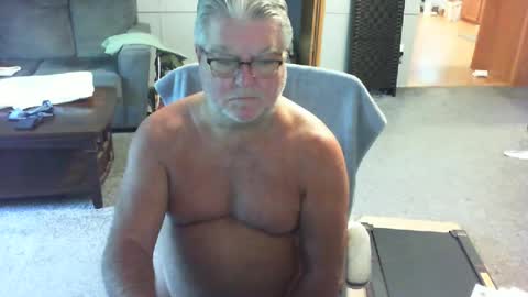 yourpoppi55 online show from July 12, 1:13 pm