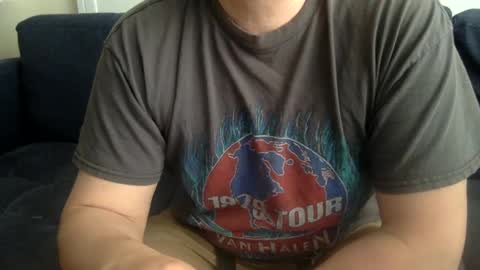 yque online show from March 3, 10:07 pm