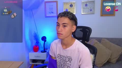 yulian_vasquez online show from November 13, 12:54 pm