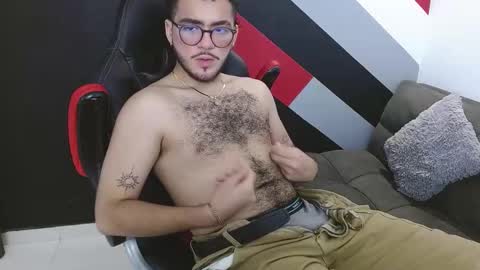 Zack  online show from December 16, 1:45 am