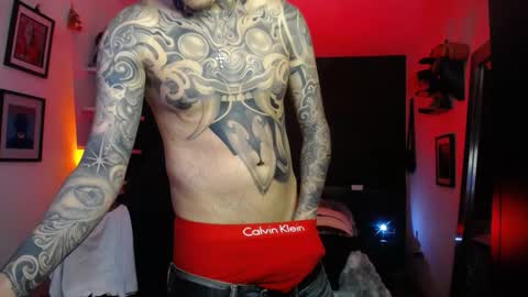 zac_muller1 online show from October 11, 2:43 pm