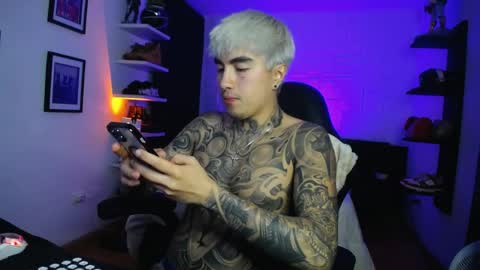 zac_muller1 online show from June 3, 4:58 am