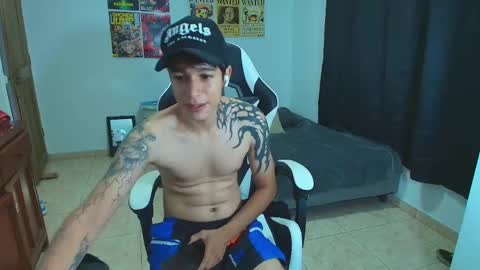 zack online show from February 16, 10:43 pm