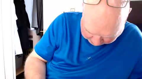 Zac Smitj online show from June 7, 9:16 am