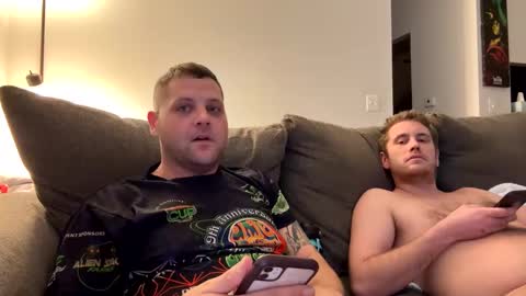 zbud1992 online show from December 16, 1:10 am