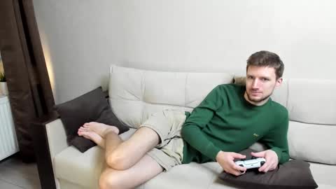 Andrew online show from October 15, 9:55 pm