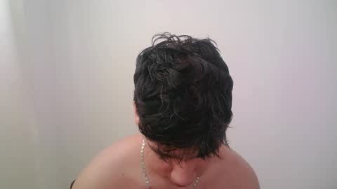 zeus_183 online show from February 8, 7:18 pm