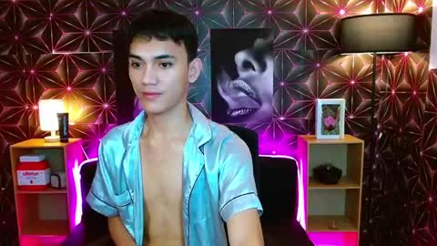 zavier skinny asian online show from February 17, 2:59 pm