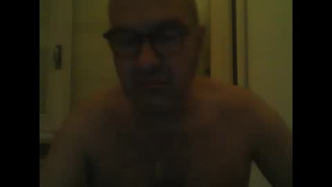 Snapshot of zino9372 chatting on September 14, 3:19 am zino9372 online show from September 14, 3:19 am
