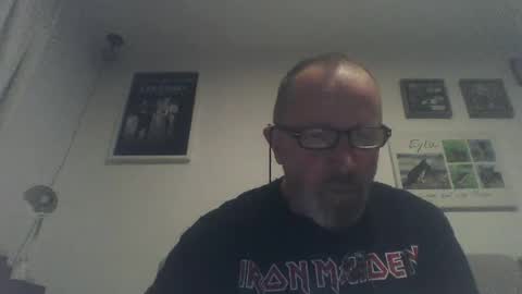 Zippi online show from May 17, 3:36 am