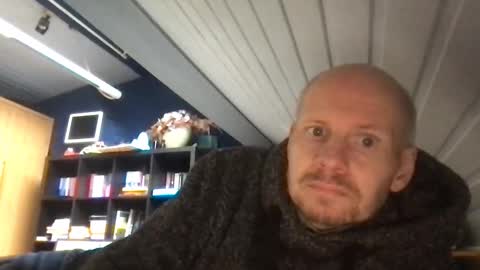 zolexthomas online show from December 16, 11:22 am