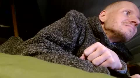 zolexthomas online show from December 9, 4:07 pm