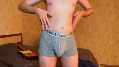 Zombdeeeee online show from July 12, 3:25 pm