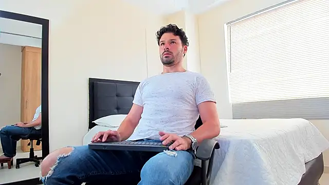 alexman fuck online show from October 22, 5:05 pm