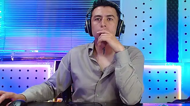 Darko0717 online show from March 22, 5:29 pm