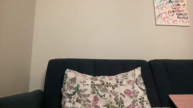 Snapshot of Sasha__Love chatting on January 18, 1:40 pm Sasha  Love online show from January 18, 1:40 pm